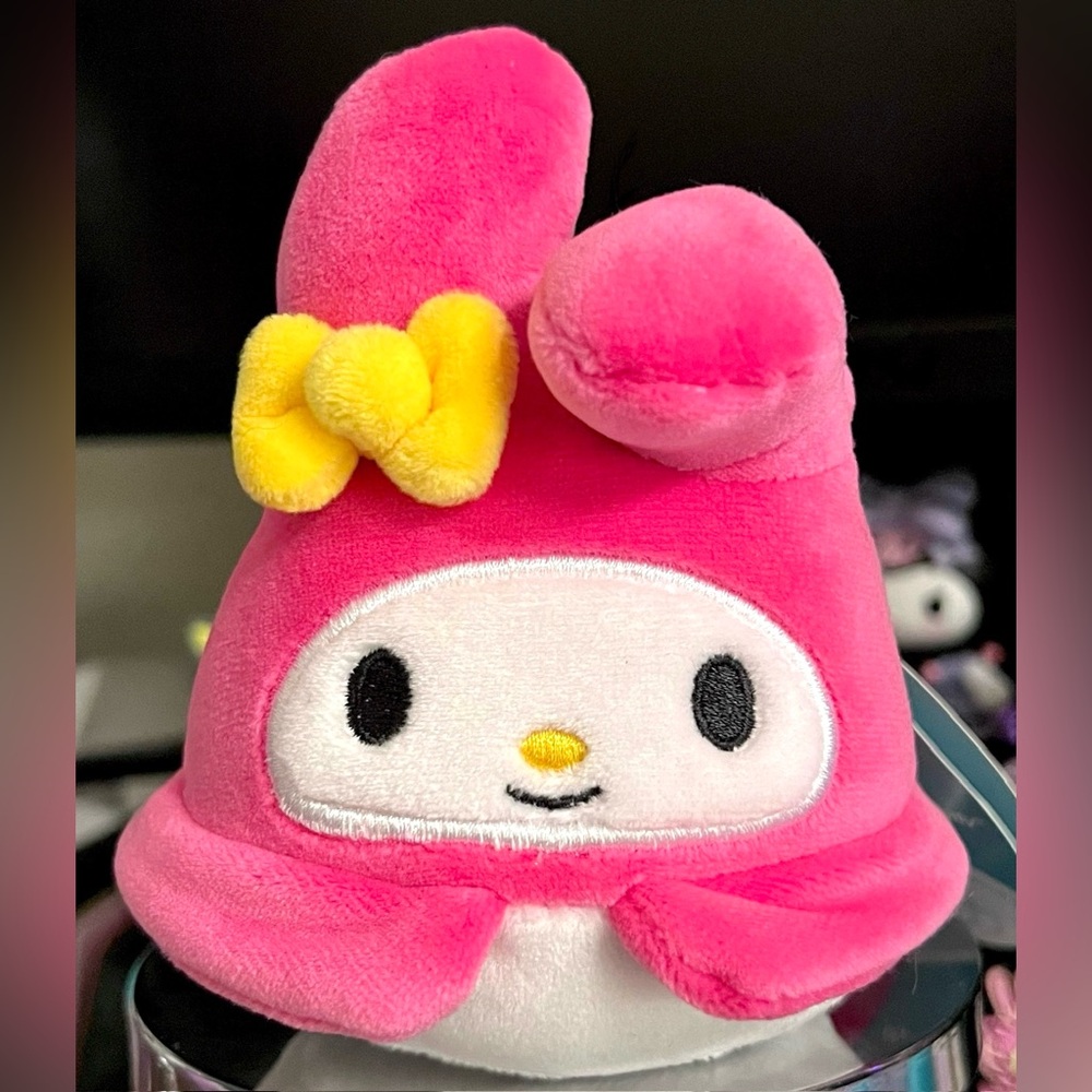 Sanrio My Melody 3.5" Squishmallow Clip Hello Kitty & Friends